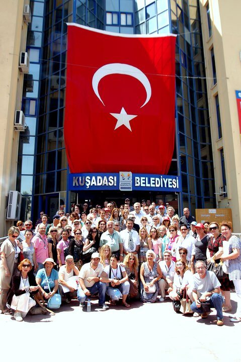 HAYTAP   ’tan tüm Kuşadalılara Yılın Ödülü !